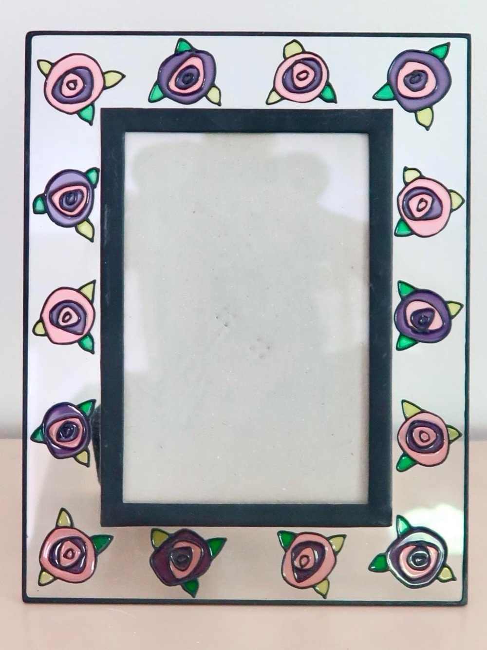 Y2k Rectangle Stained Glass swirl rose
Floral Metal Colorful Flower Photo frame